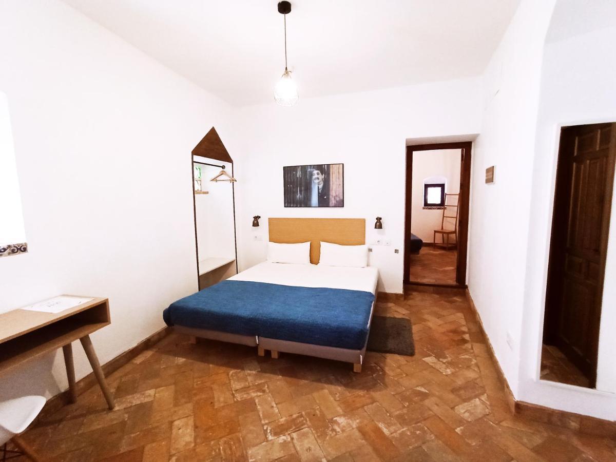 Frenteabastos Suites Cafe Hostal & Apartments Carmona  Zewnętrze zdjęcie